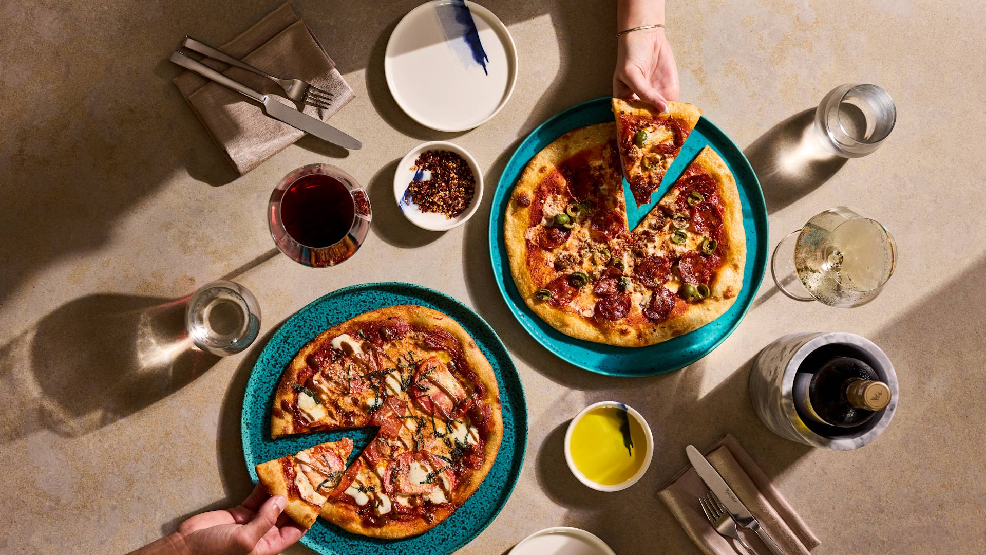 트라부코 톱다운 피자 플레이트