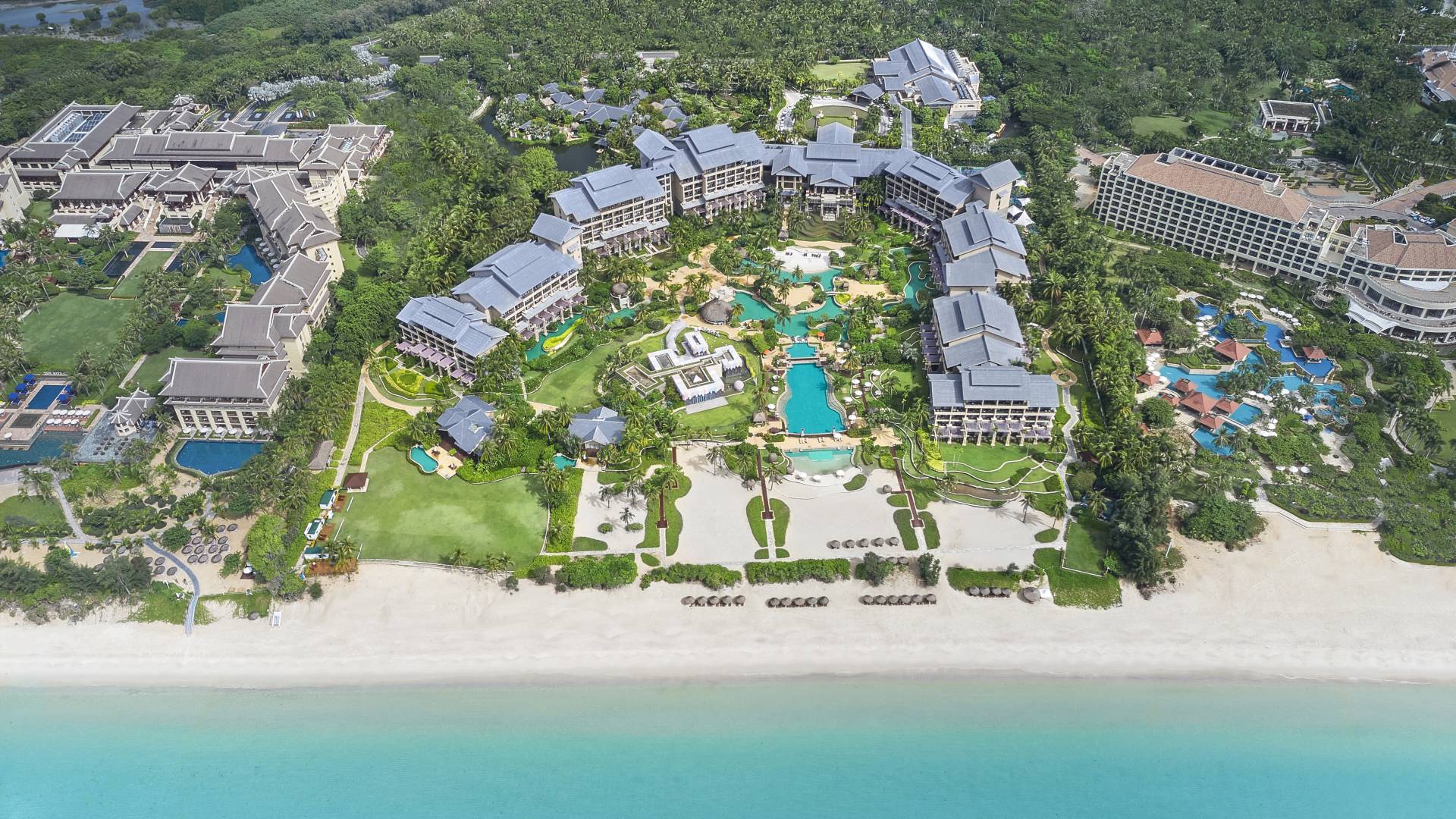 上空から見た外観