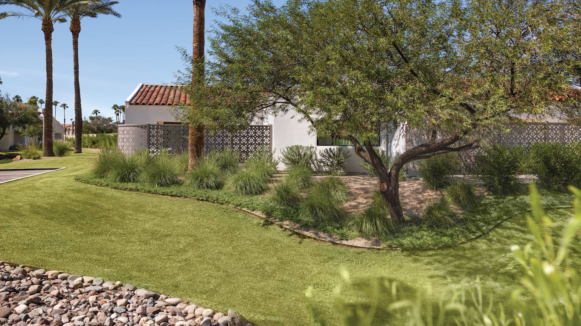 Hotel Exterior Landscaping