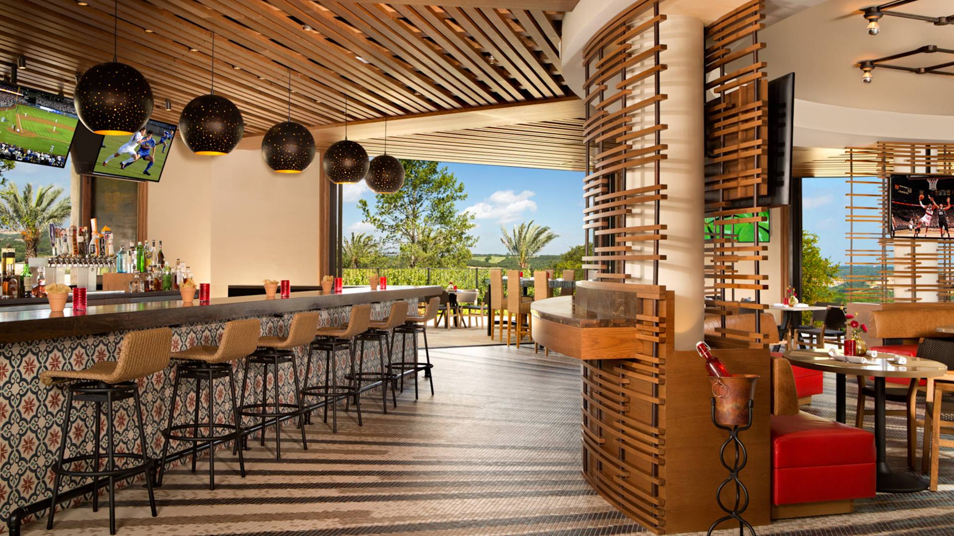 Primero Cantina indoor/outdoor seating