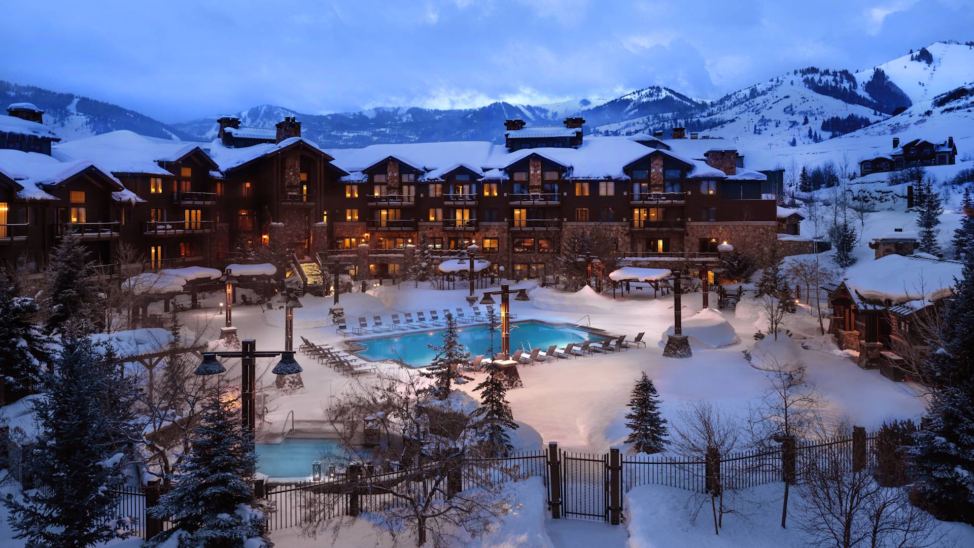 Utsikt över Waldorf Astoria Park City på vintern