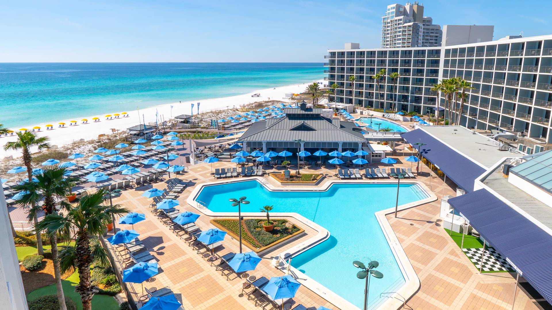 Açık Havuz Alanı ve Hilton Sandestin Beach Golf Resort and Spa'nın Dış Görünümü-geçiş