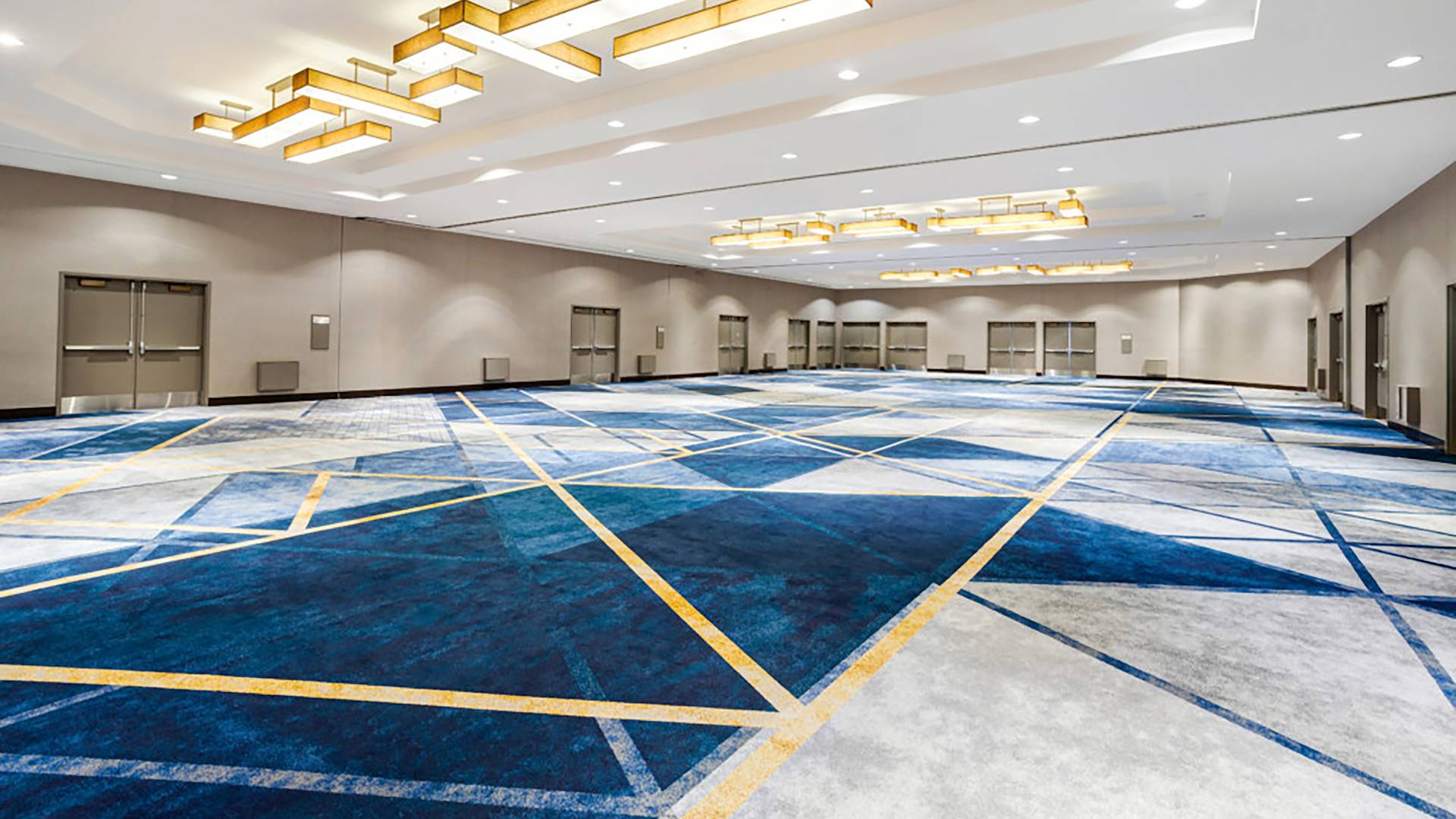 Cyril Magnin Meeting Area-transition