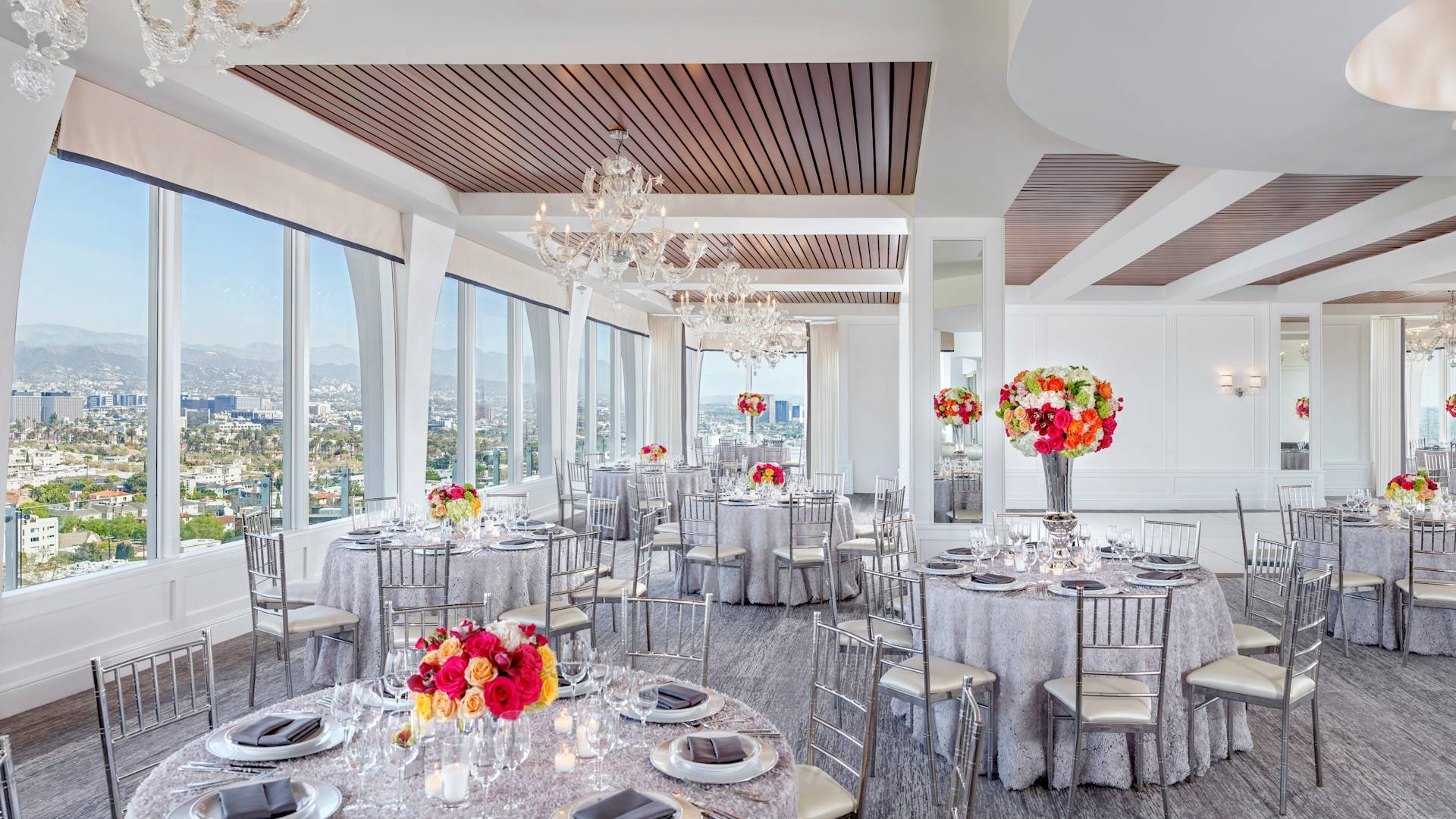 ballroom with round tables and chairs-transition