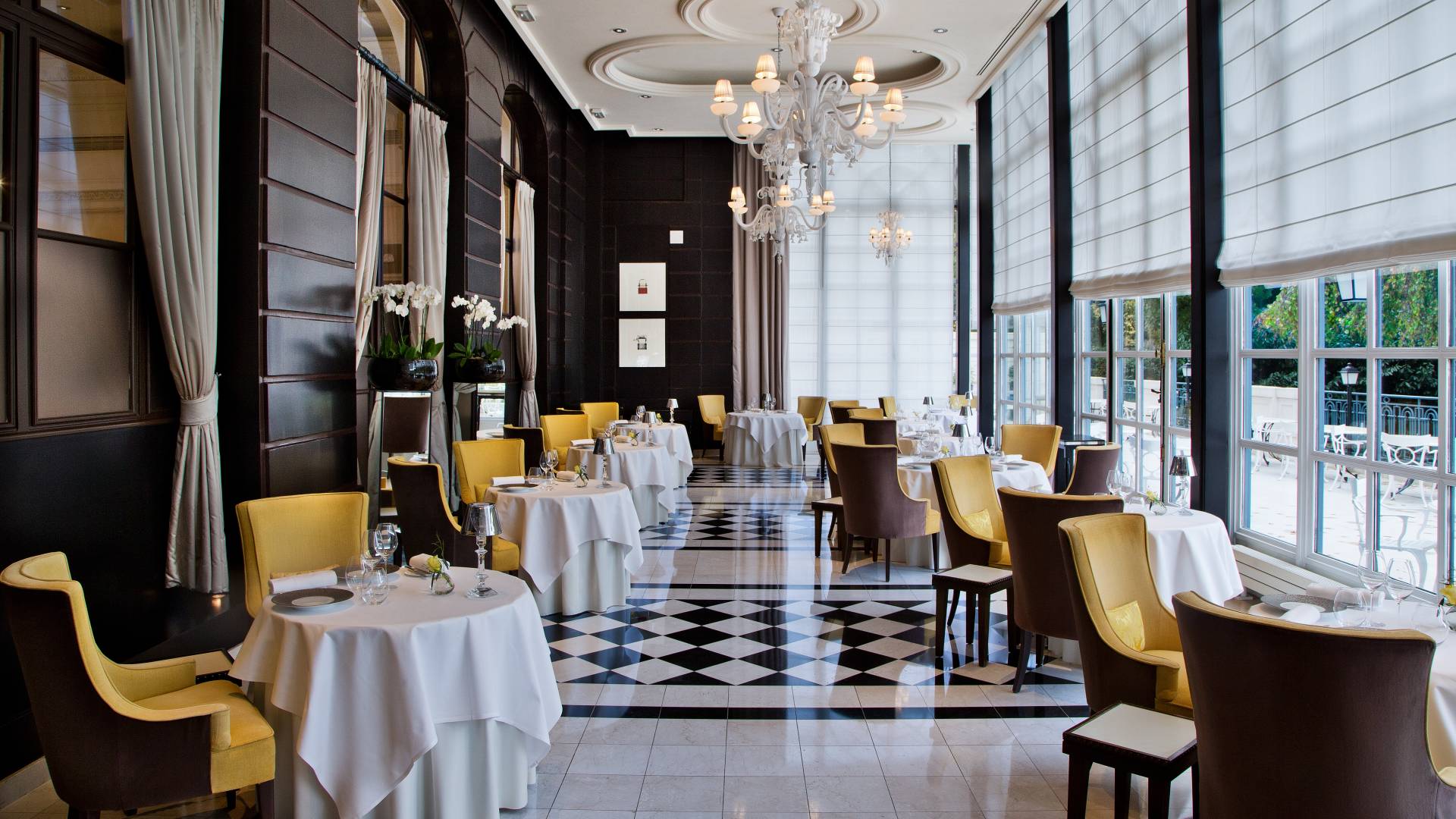 Gordon Ramsay au Trianon Restaurant Dining Area with Large Windows