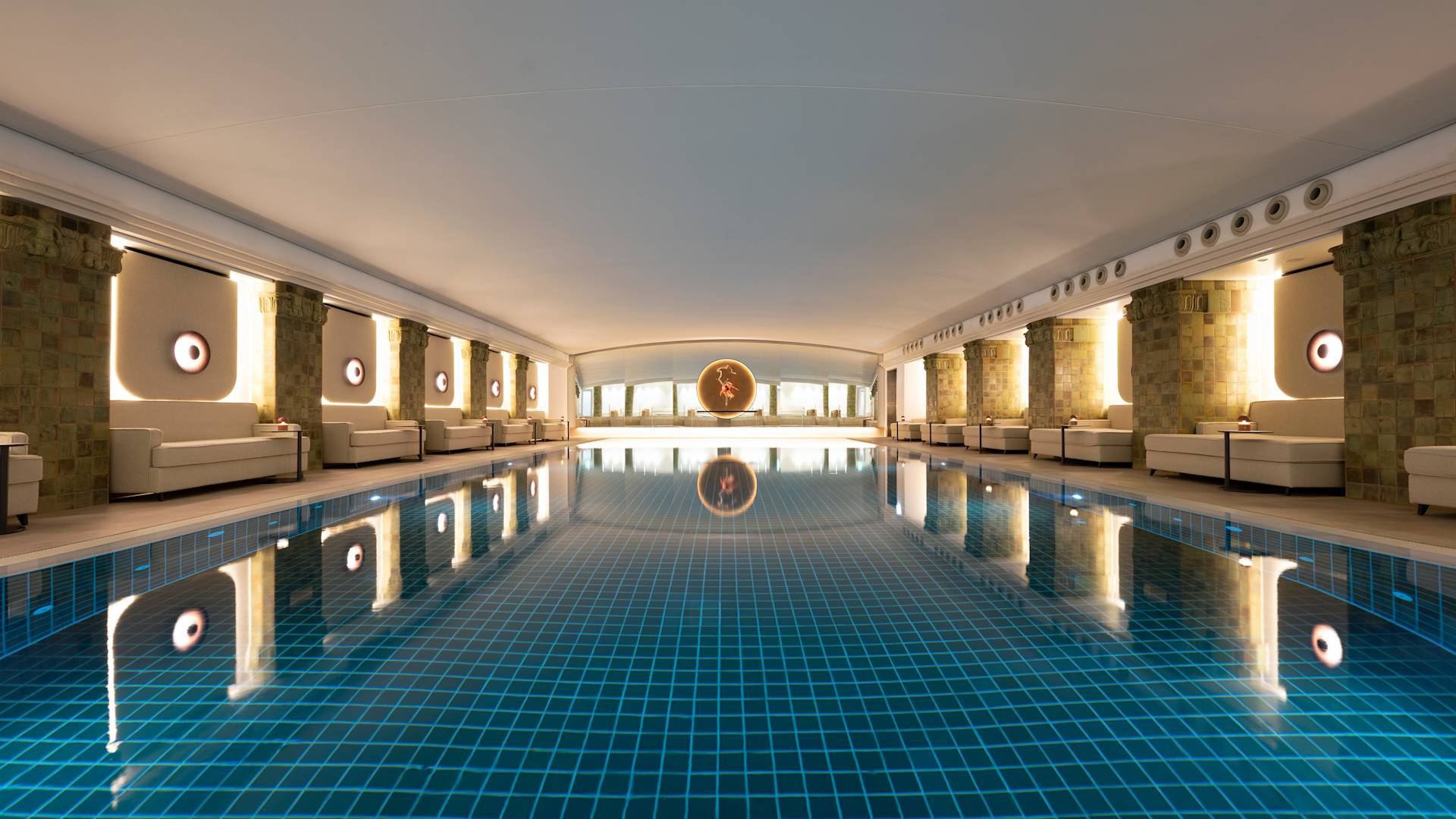 Area piscina interna della spa