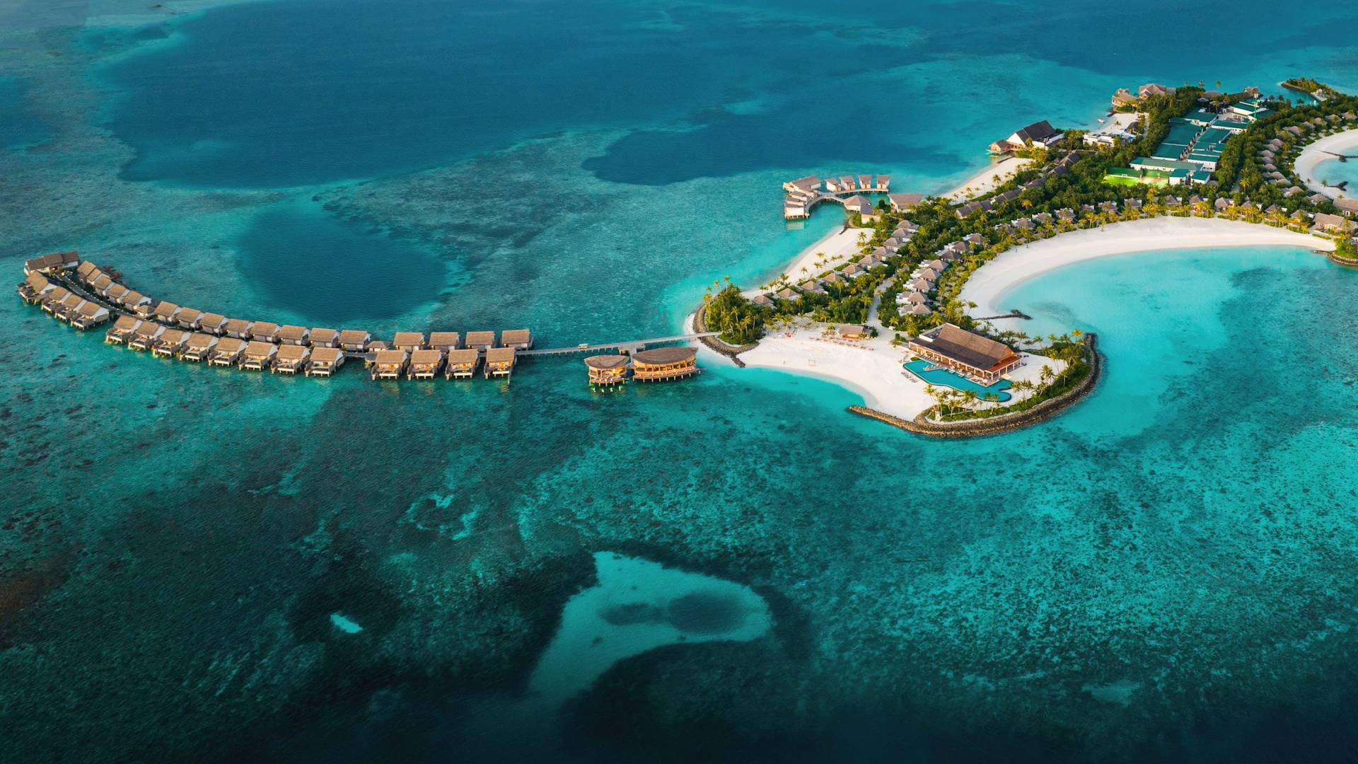 Aerial island shot cropped to only highlight single island-transition