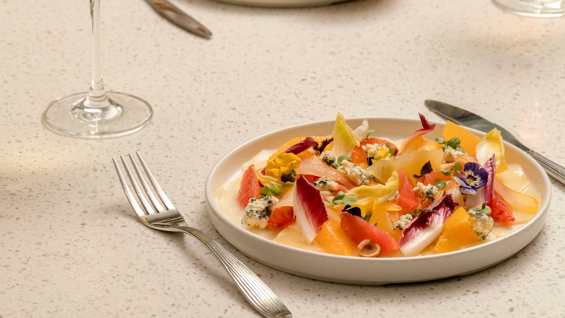 PCB yeni menüsünden bir yemek.-geçiş