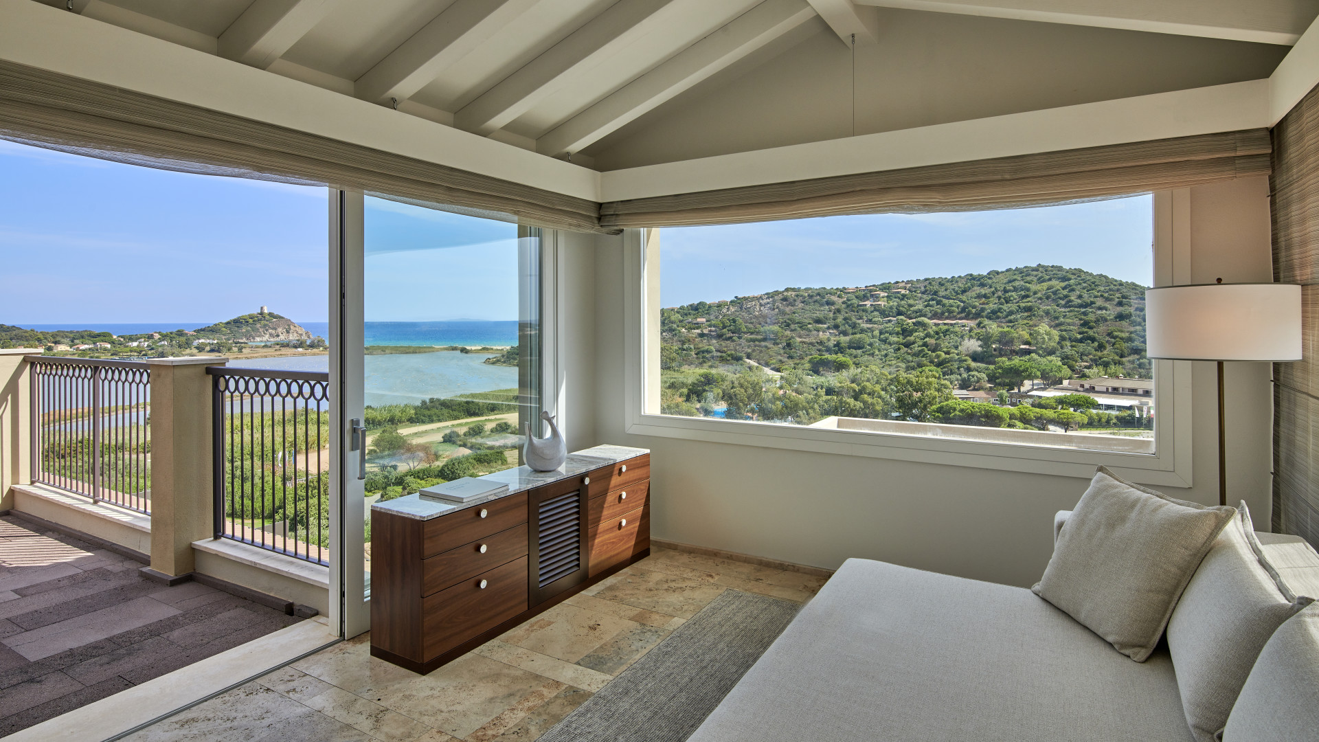 Suite living room with view of ocean and surrounding area