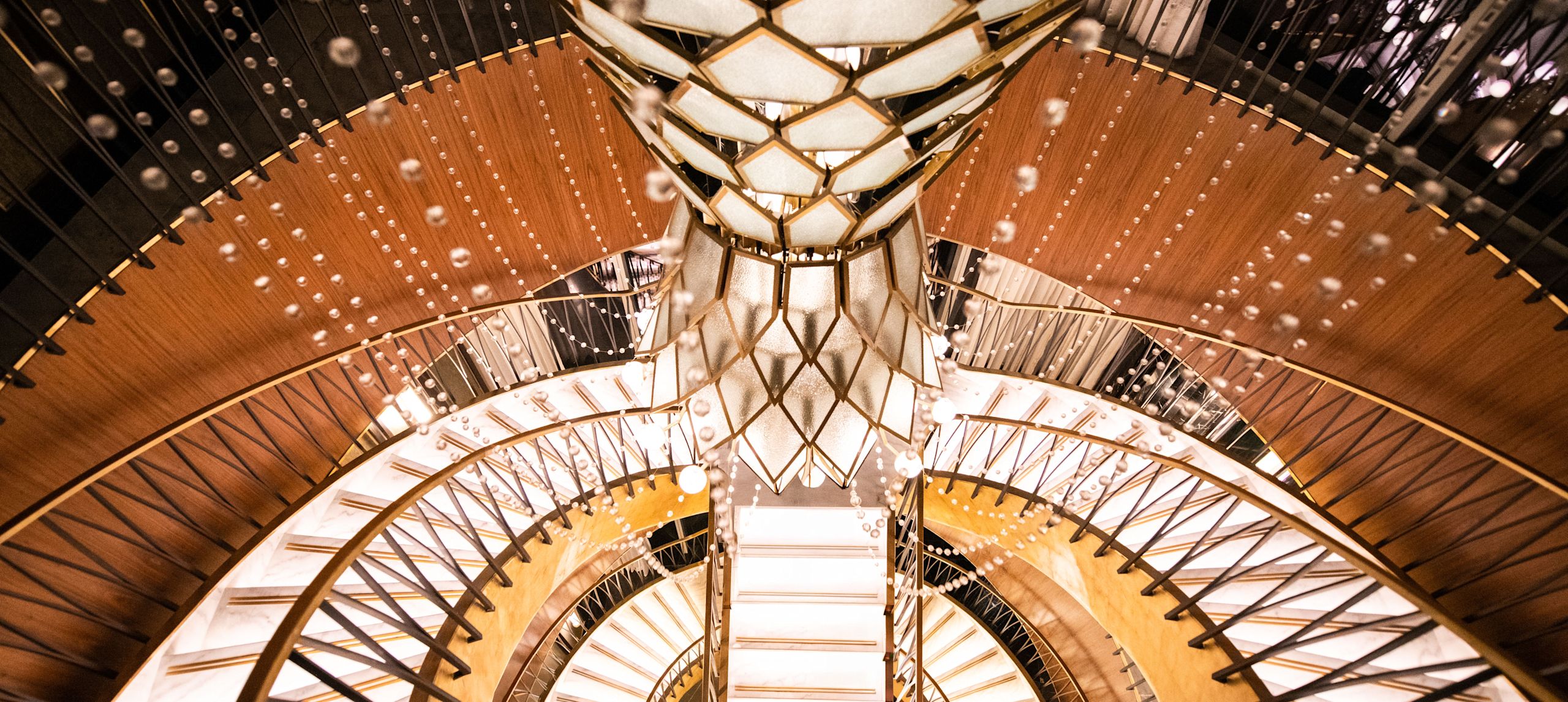 Frumoasa scară de pe hol