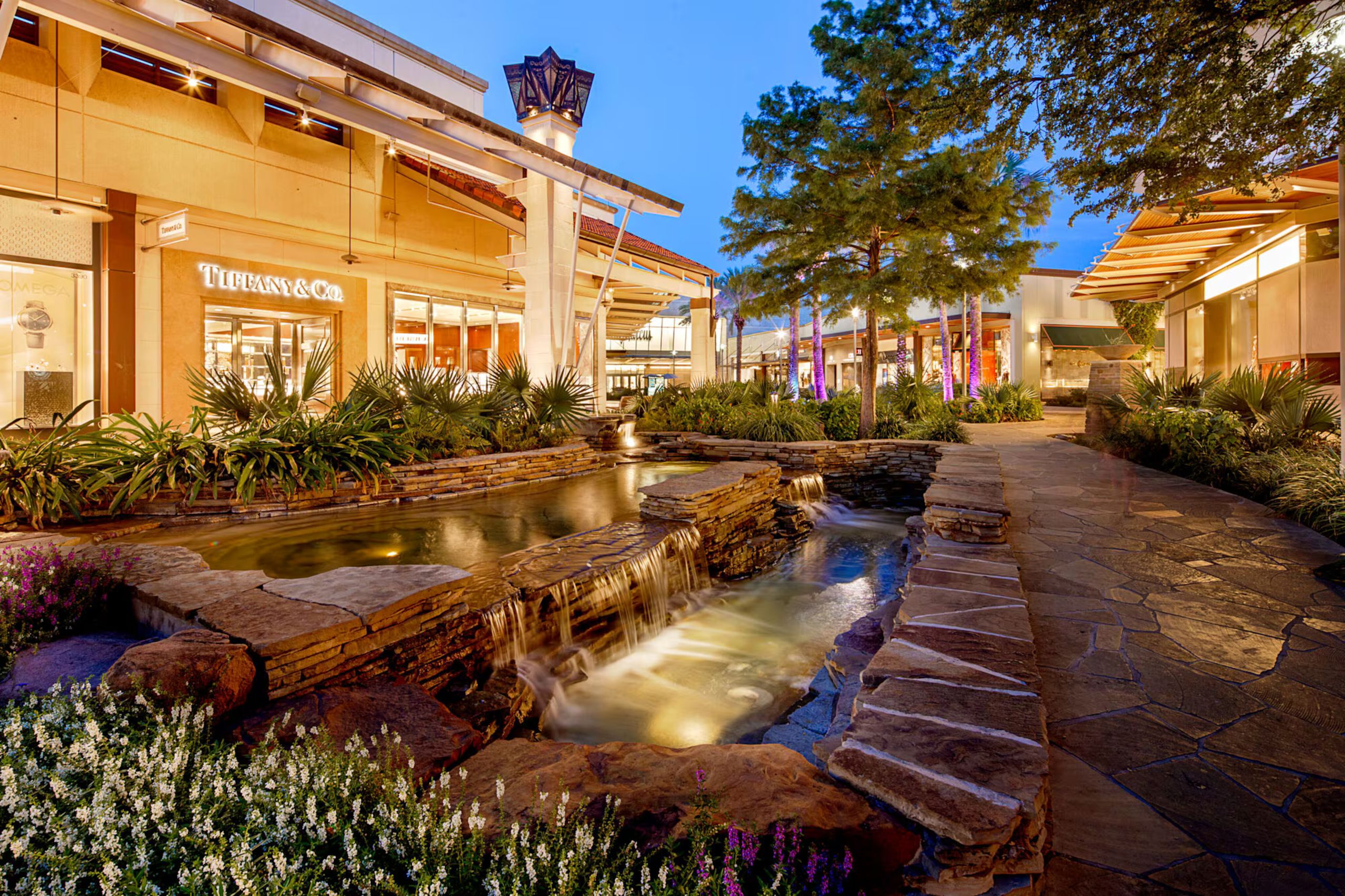 Shop view at La Cantera with water feature in middle