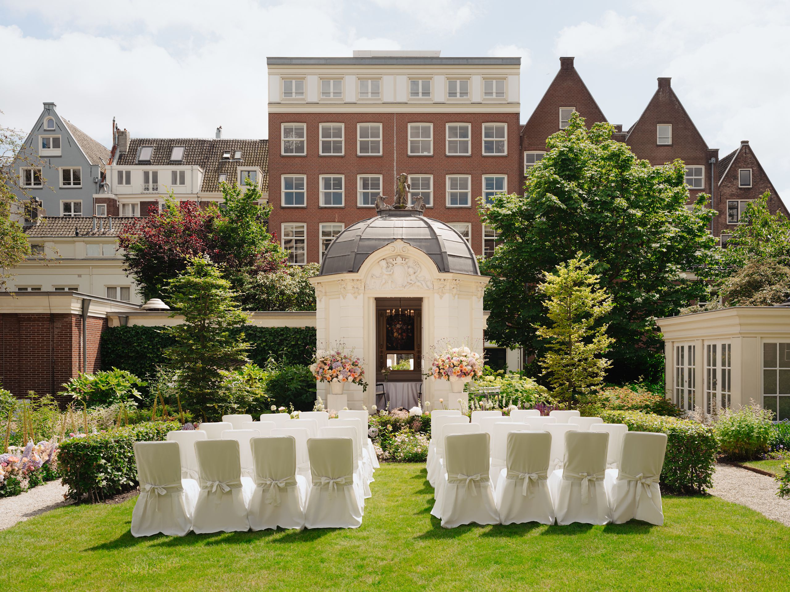 Hotel Courtyard with wedding set-up
