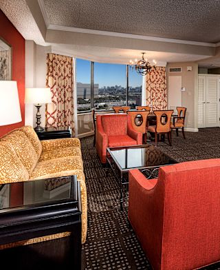 Deluxe Parlor Room