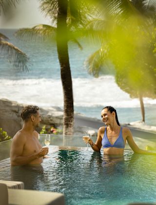 엘라라라 시사이드 라운지 & 바