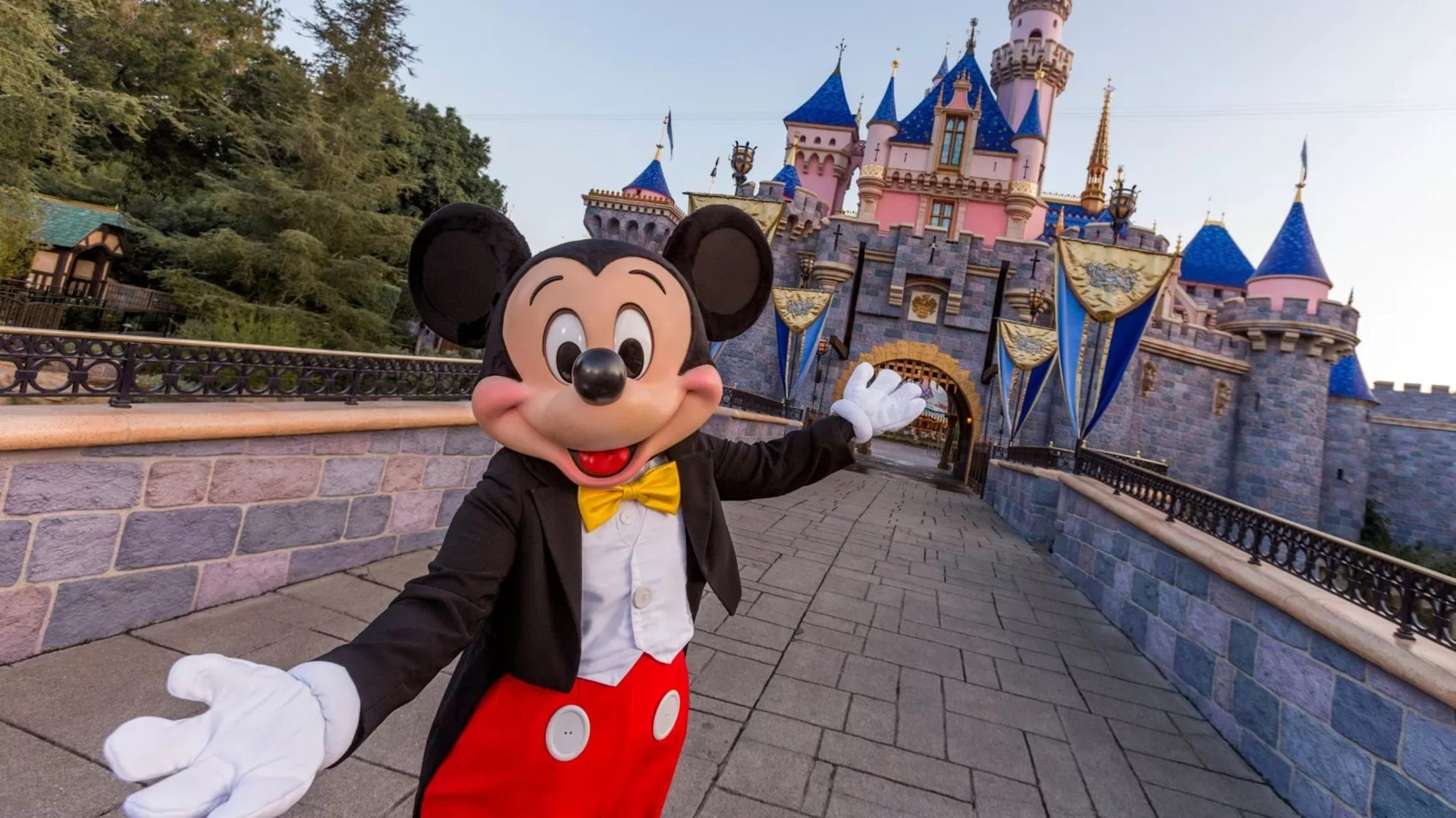 Disneyland®に近いディズニー・グッド・ネイバー・ホテル | ヒルトン 