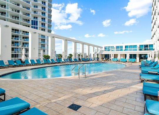 Piscină exterioară