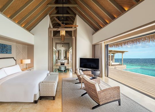 King Ocean Villa Bedroom