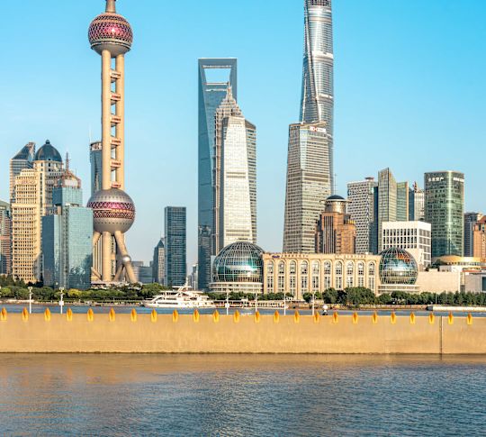 Lujiazui, en ort i Shanghai, en halvö som bildas av en böjning i Huangpufloden