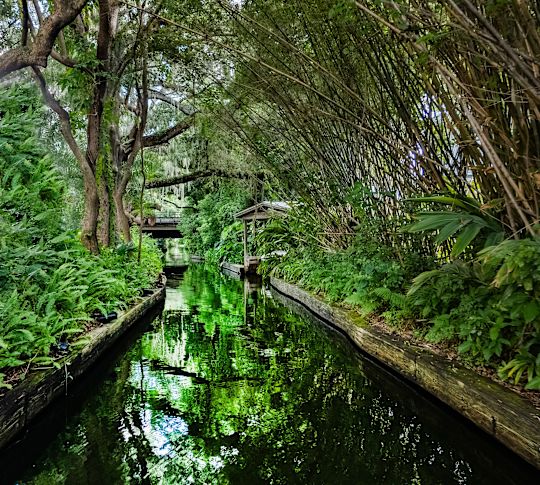 Tour du lịch bằng thuyền