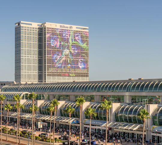 San Diego Convention center during comic con, Hilton San Diego hotel exterior