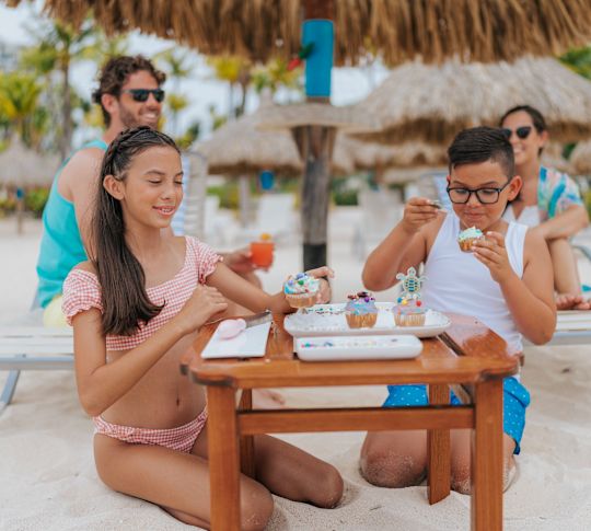 Fincan keki dekorasyon festival etkinliği