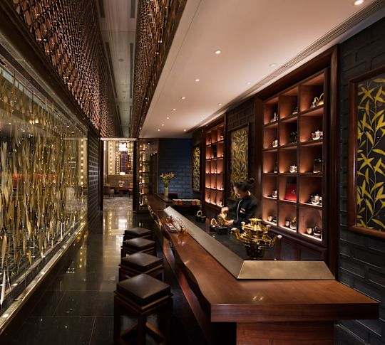 Lobby d'ingresso e reception Koji BAr