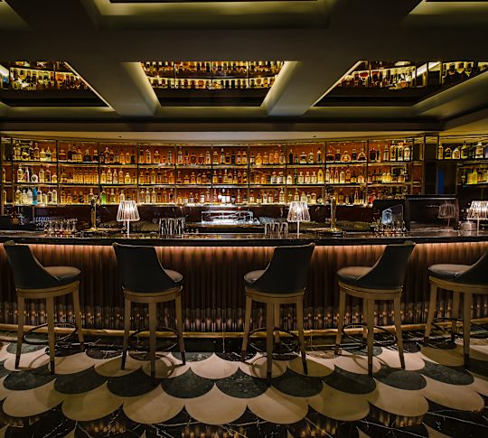 Manhattan hotel bar