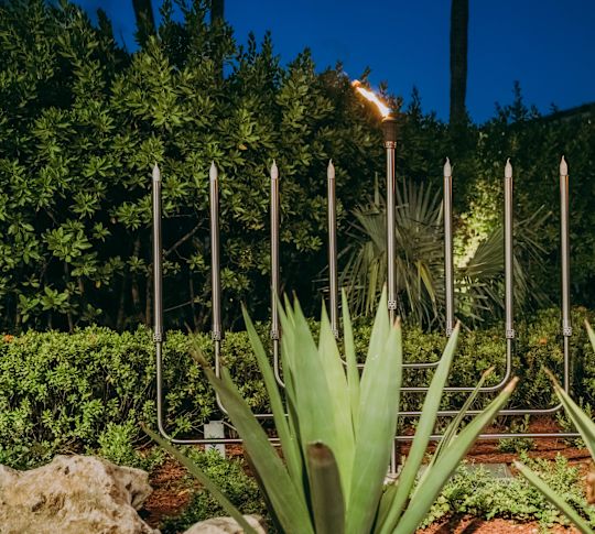 Gece Bahçe Manzarası