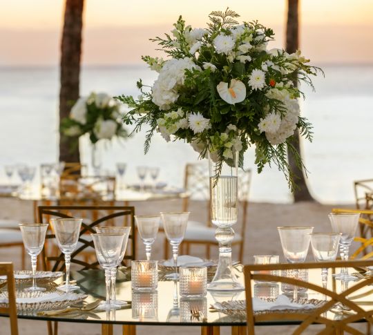 Beach Wedding Table Arrangement