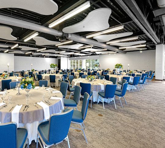 การจัดห้องประชุม Pavilion สําหรับงานเลี้ยง