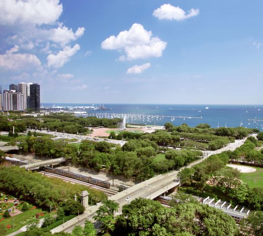 Guestroom View of Grant Park And Lake Michigan