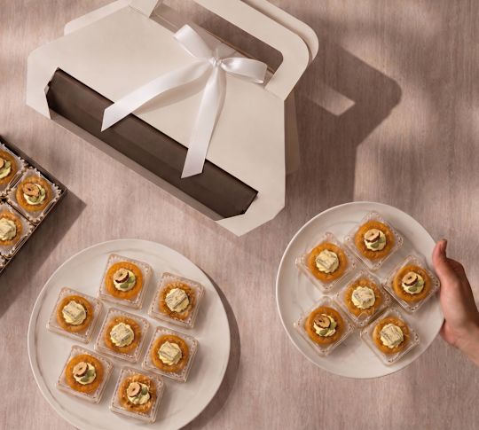 Afbeelding cadeauset met meerdere borden