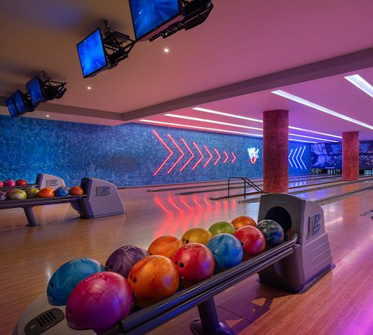 Unterhaltungszentrum "Strikers"