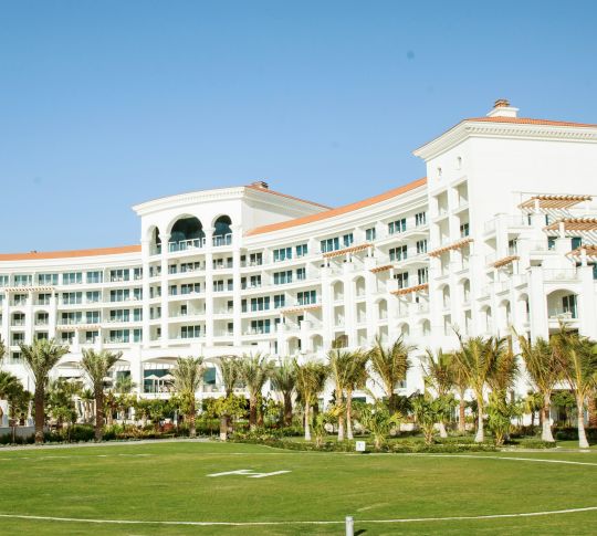 gelinli düğün balo salonu