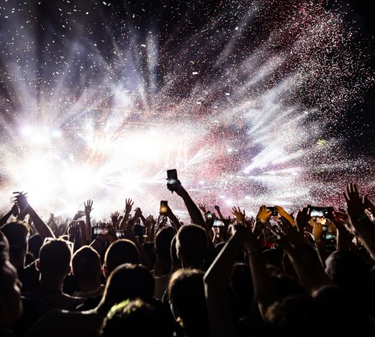 foule à un concert, lumières de concert