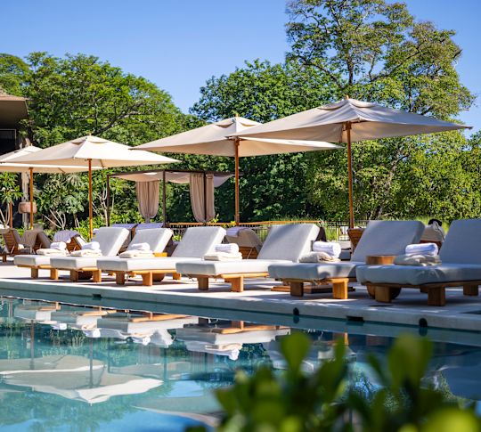 Vue du transat de la piscine