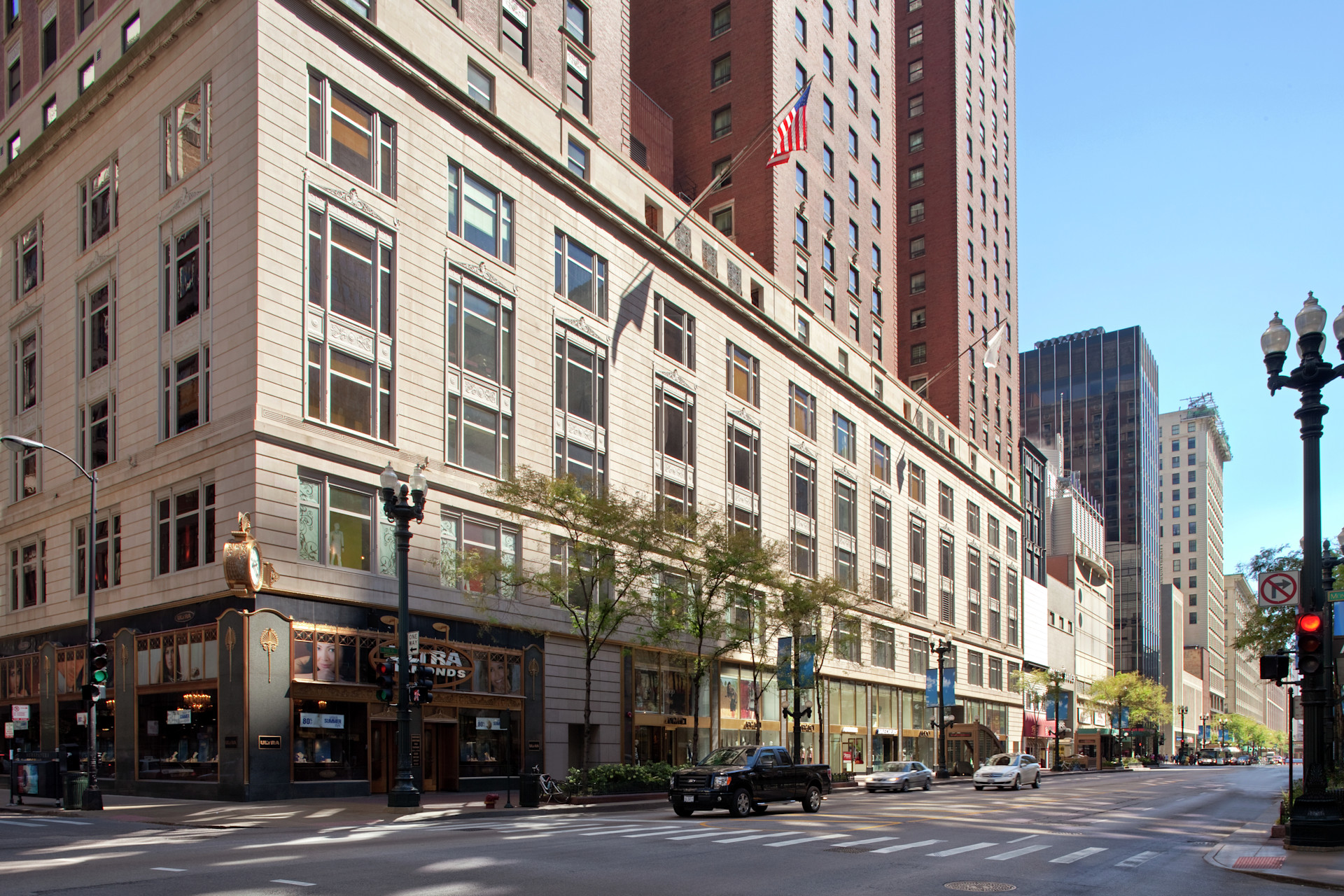 Exterior of the Palmer House Hotel