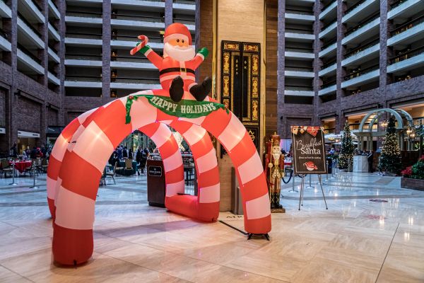 Inflatable Santa arch in  lobby