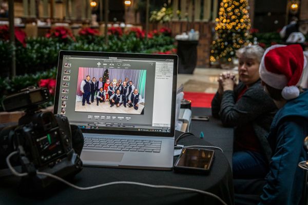 Photos with Santa laptop view