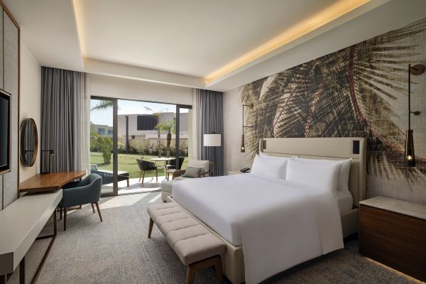 King Deluxe Guest Room with Garden View