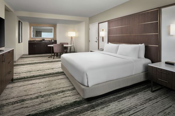 King Junior Suite Bed With Sitting Area