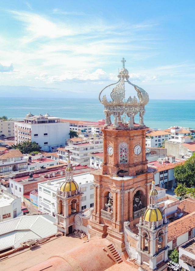 Blick auf das Meer und Puerto Vallarta