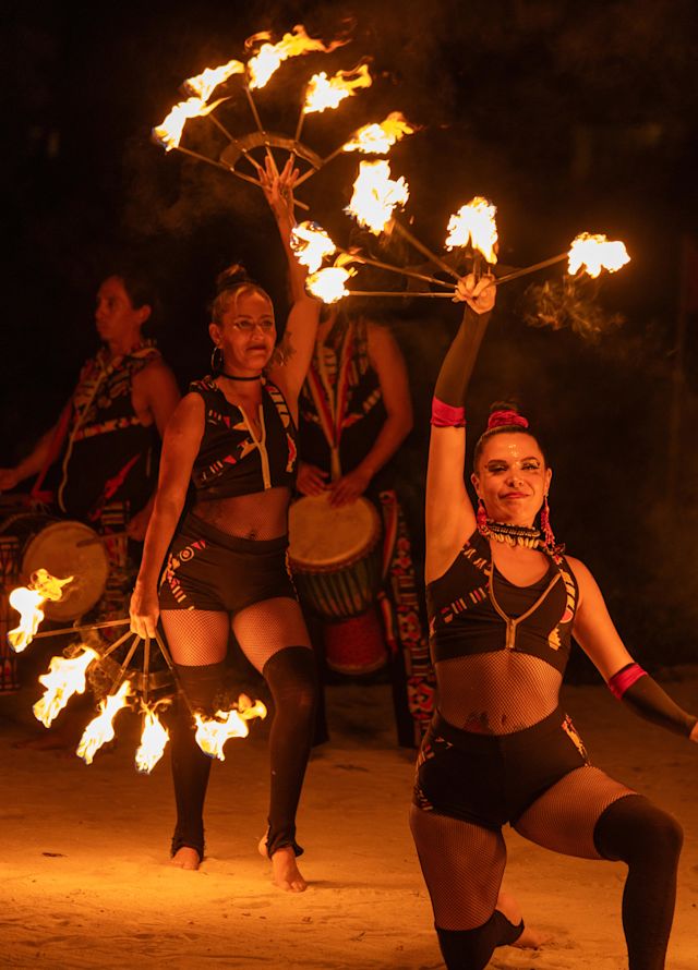 Performeri ai expoziției