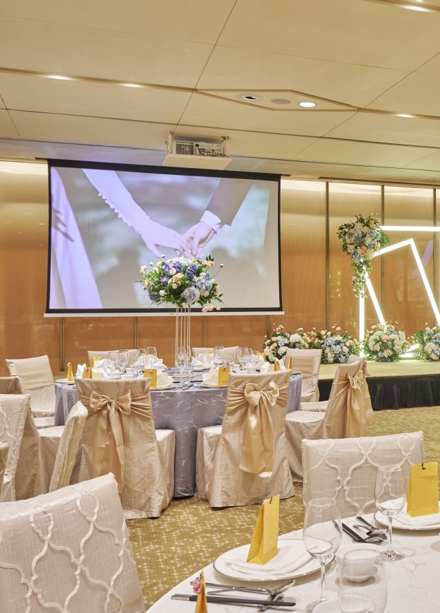 Paterson meeting room setup for a wedding reception with a Dawn of Elegance theme