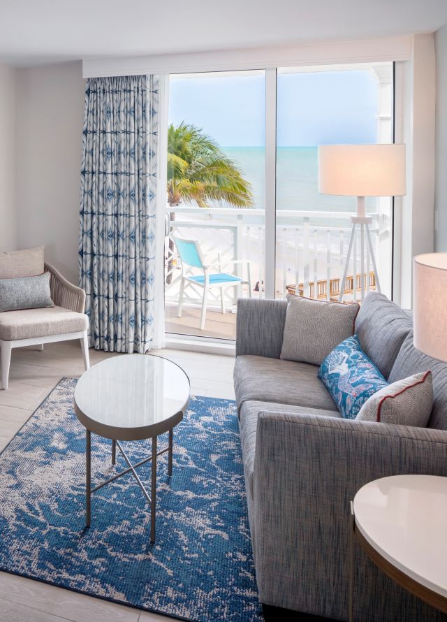 Suite Lounge Area