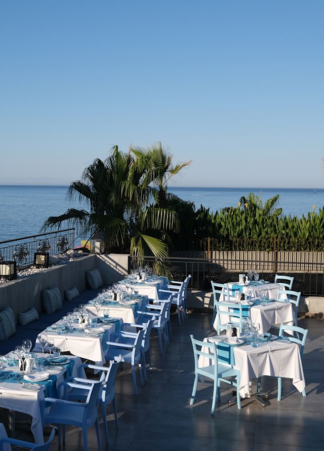 Outside Dining Seating