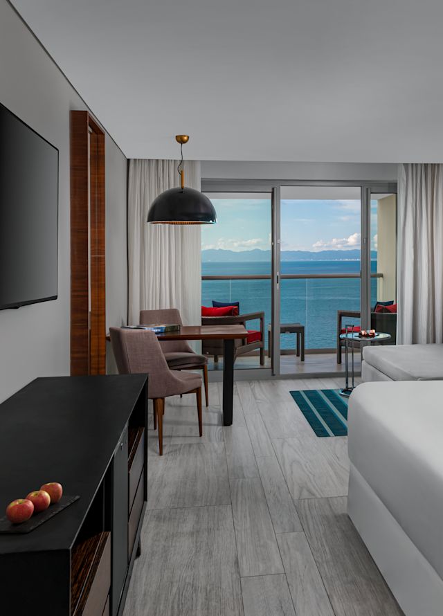 King Bedroom With Ocean Front