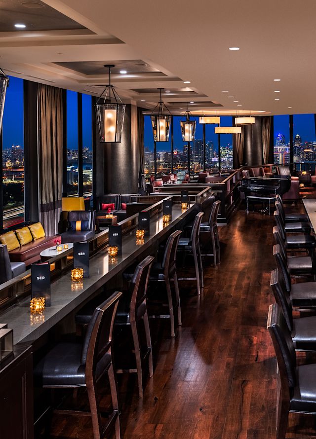 bar and lounge