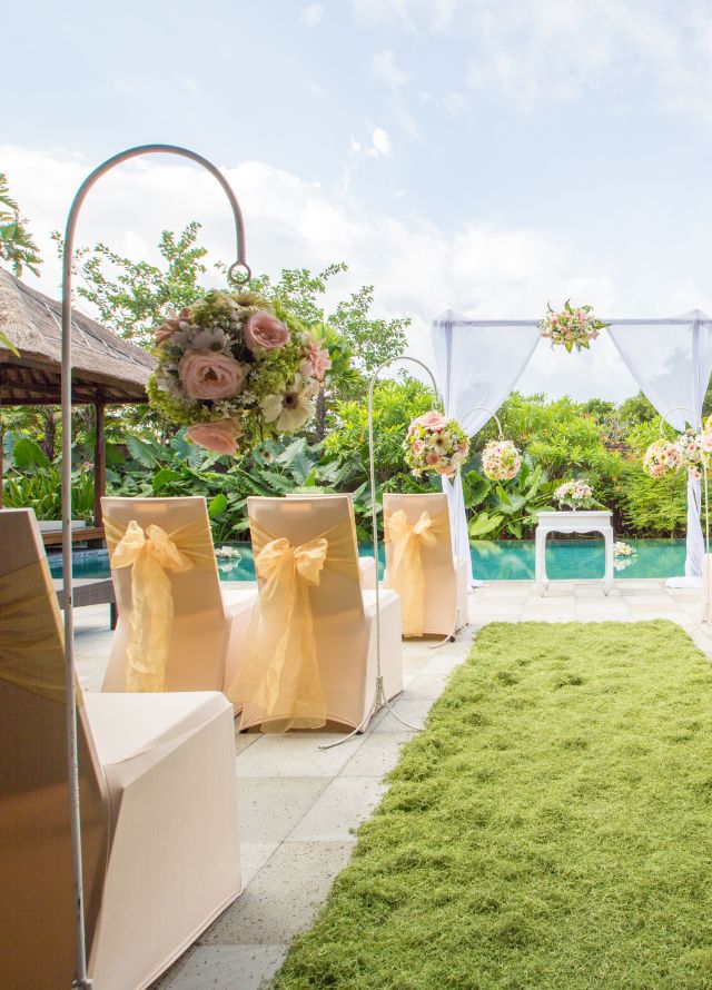 Outdoor Royal Villa wedding setup