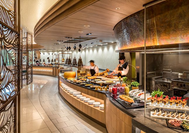 Forest Garden Buffet Restaurant พร้อมเชฟ